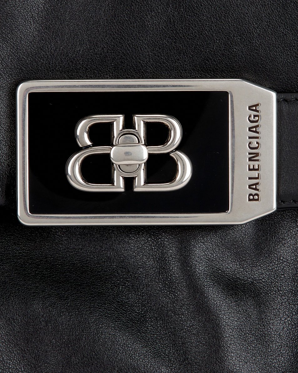 Modu Flap Medium Chain Bag - Image 6